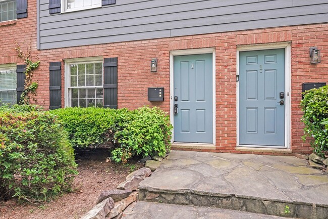 Building Photo - 2-Bedroom Birch Landing Condo with Fenced ...