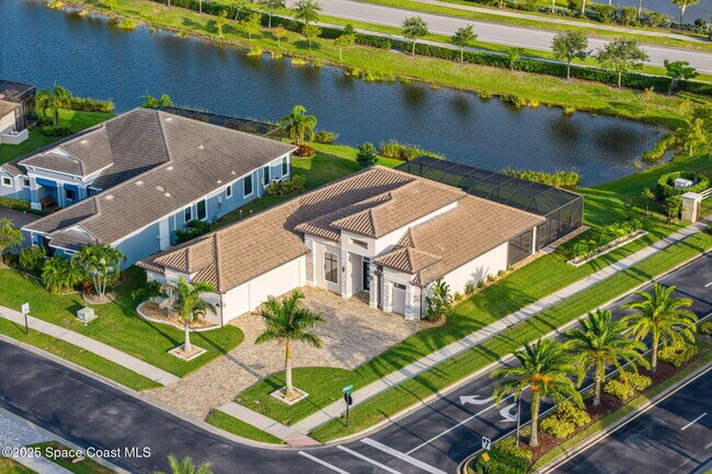 Building Photo - 8499 Serrano Cir