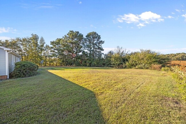 Building Photo - Lovely 3 bed 2 bath home located in Lillin...