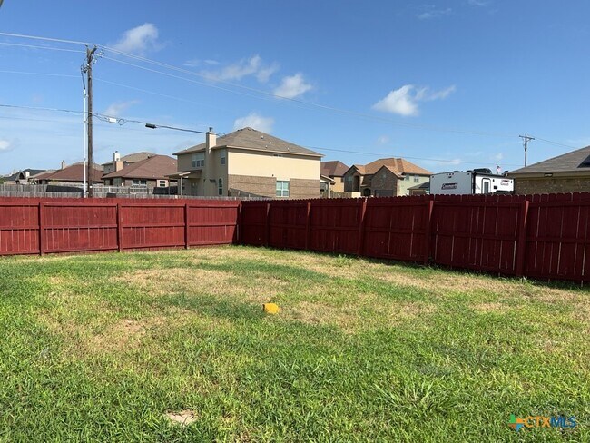 Building Photo - 301 Vega Ln