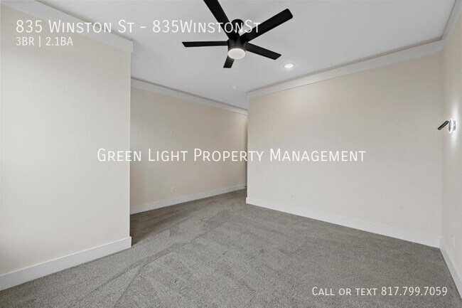 Building Photo - 835 Winston St