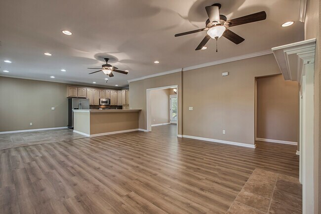 Building Photo - 111 Waynoka Ln