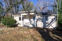 Building Photo - 2344 Ripplewater Dr SE