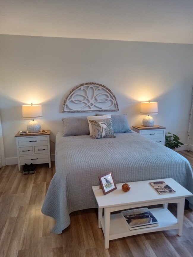 Building Photo - 9500 Center St