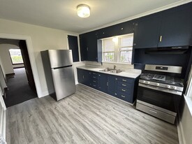 Building Photo - 508 Jersey Ave