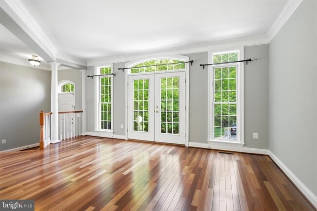 Building Photo - 6411 Velliety Ln