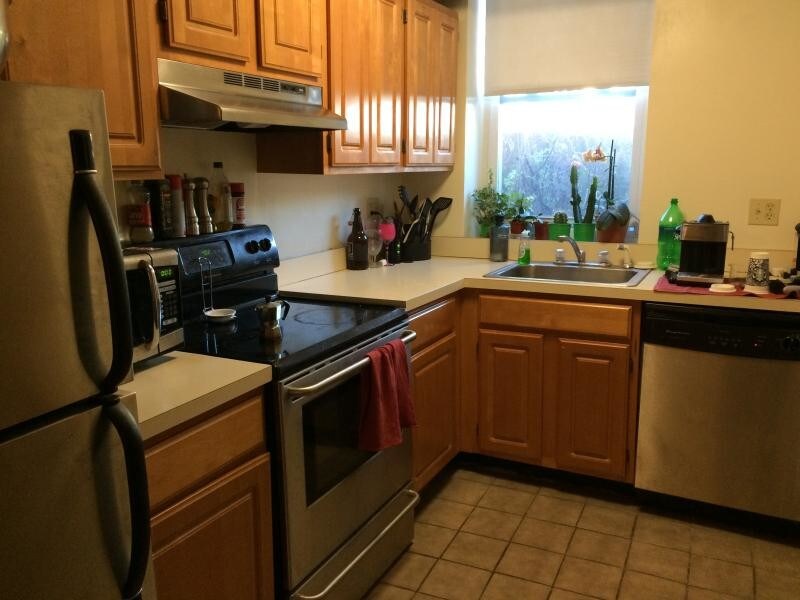 Building Photo - 1622 Massachusetts Ave