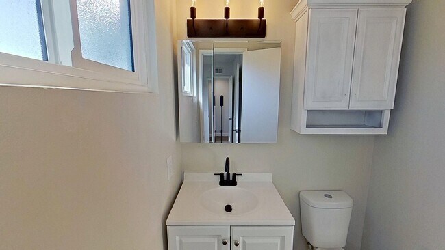 Building Photo - 1100 S Jefferson Ave