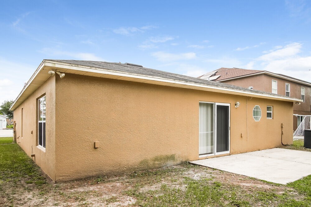 Building Photo - 5051 Preserve Blvd