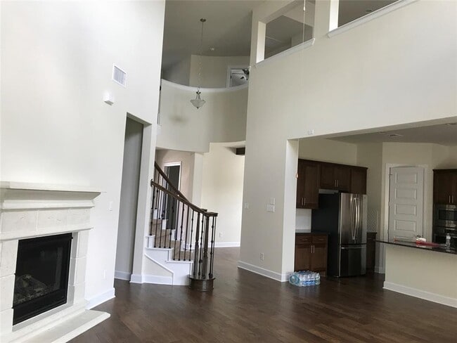 Building Photo - 209 Lockhart Lp