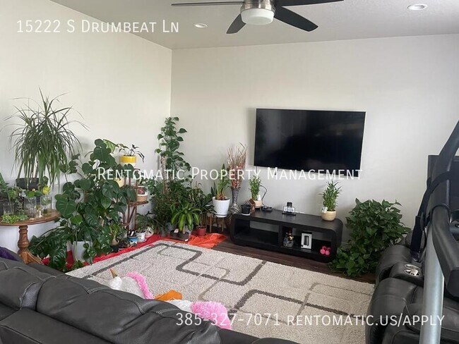 Building Photo - 15222 Drumbeat Ln