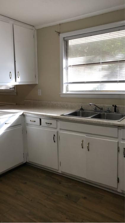 Building Photo - 1612 W Gordon Ave