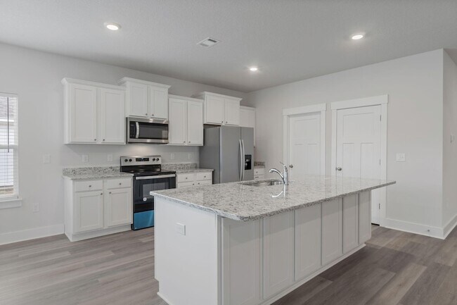 Building Photo - 6616 Forest Bay Ave