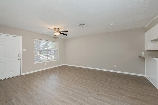 Building Photo - 3917 Olive St