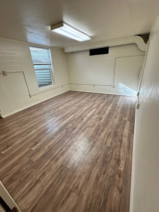 Building Photo - 514 N 18th St