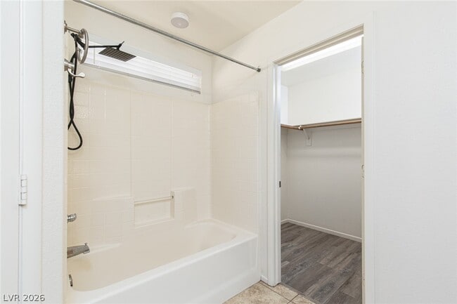 Building Photo - 10667 April Rose Ct