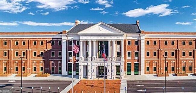 Building Photo - 2438 Shadburn Ferry Dr