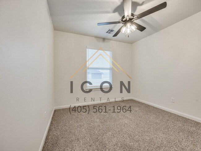 Building Photo - 5109 SE 85th St