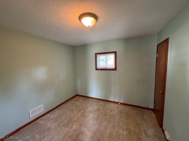 Building Photo - 856 Peach Blvd