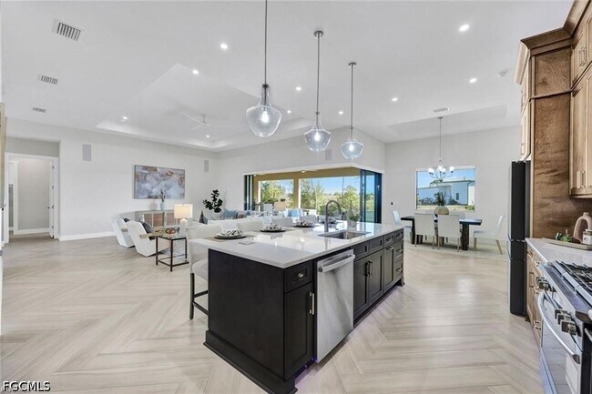 Building Photo - 3220 NW 21st St