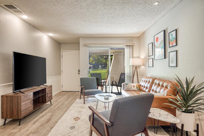 Back side of living room - 420 N Villa Ct