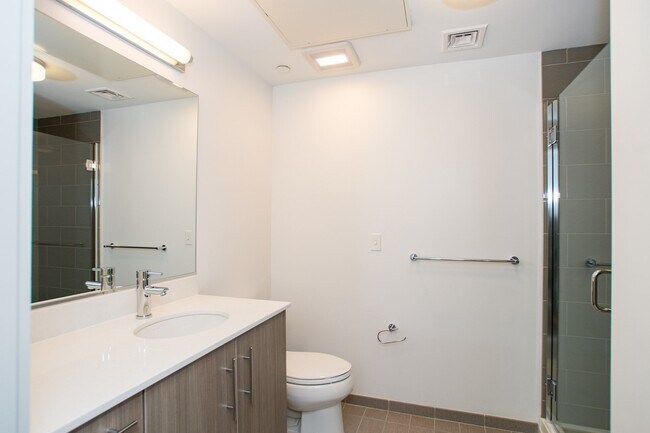 Building Photo - 180 Telford St