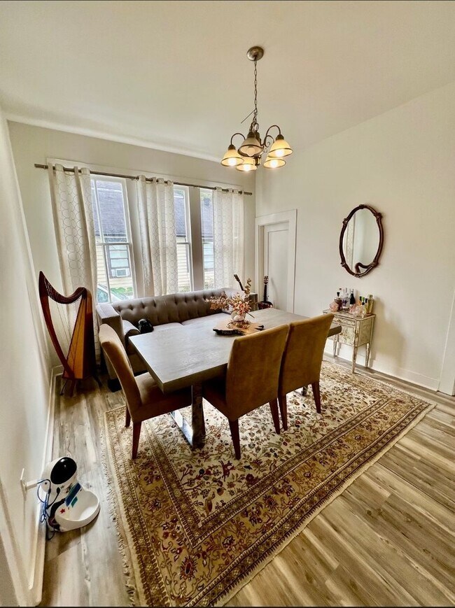 Building Photo - Charming 3 bedroom home in Historic Spanish Town