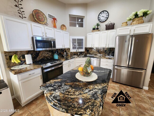 Building Photo - 15548 W Catalina Dr