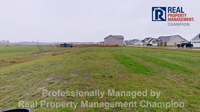 Building Photo - Like New Home with Open Layout and Spacious Rooms