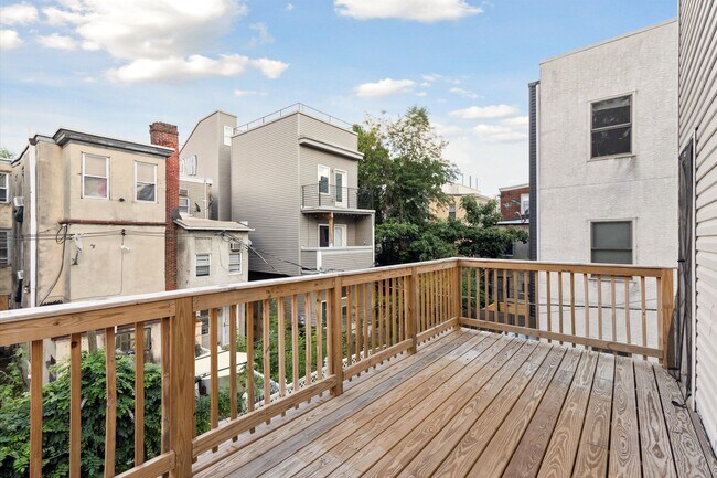 Building Photo - 1809 N 18th St