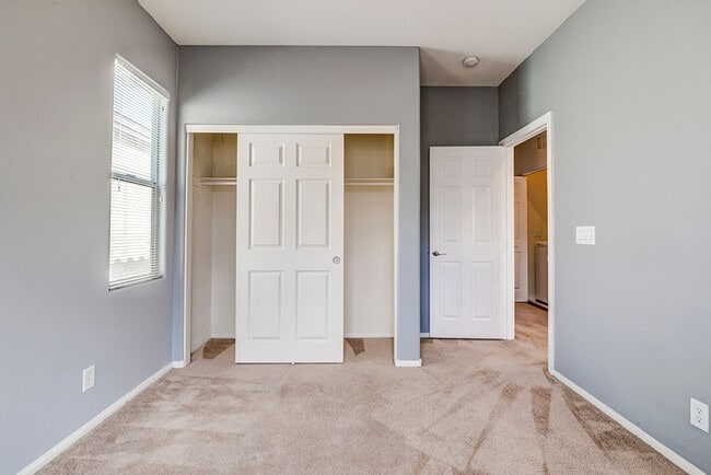 Building Photo - Status: Accepting Applications