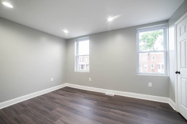 Building Photo - 3218 Elmley Ave