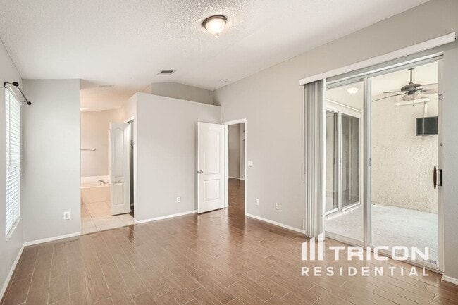 Building Photo - 557 Lake Cypress Cir