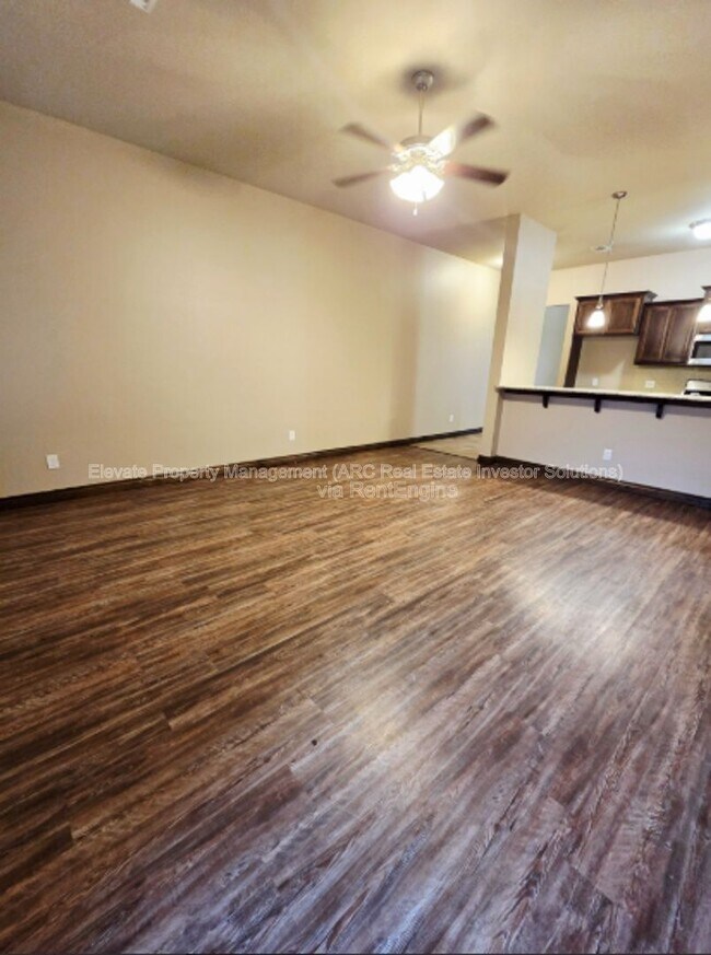 Building Photo - 2215 Kintyre Rd