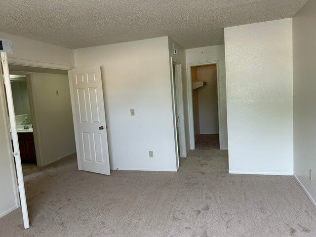 Building Photo - 7510 E Thomas Rd