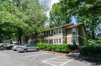 Building Photo - 5157 Roswell Rd NE