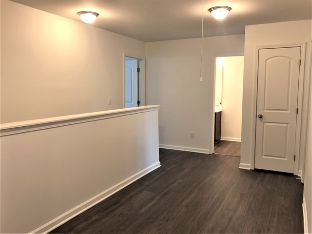 Building Photo - 305 Switchback Street