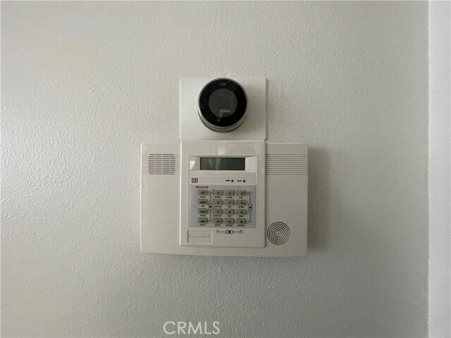 Building Photo - 37280 Parkway