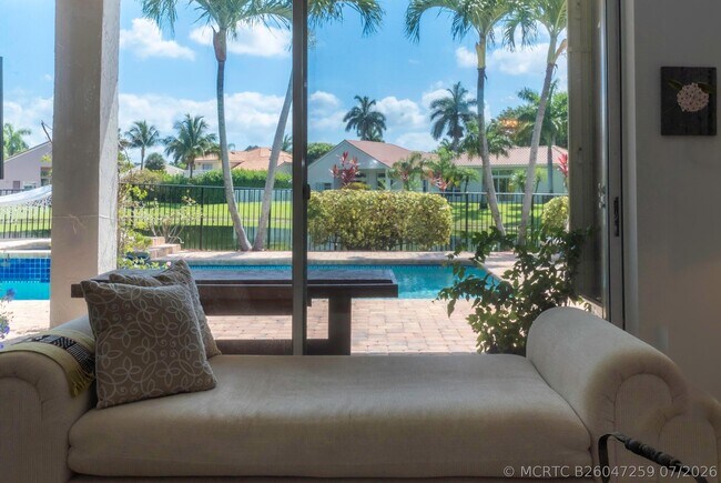 Building Photo - 10849 Bal Harbor Dr