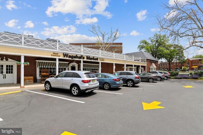 Building Photo - 4105 46th St NW