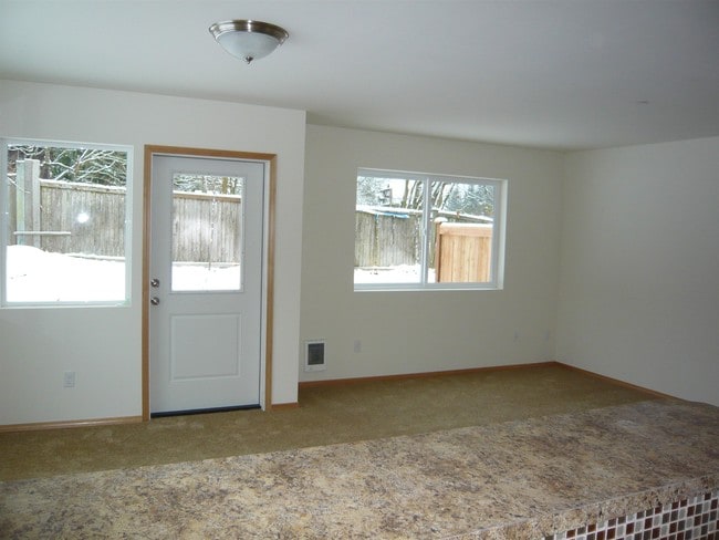 Building Photo - 2301 116th St SW