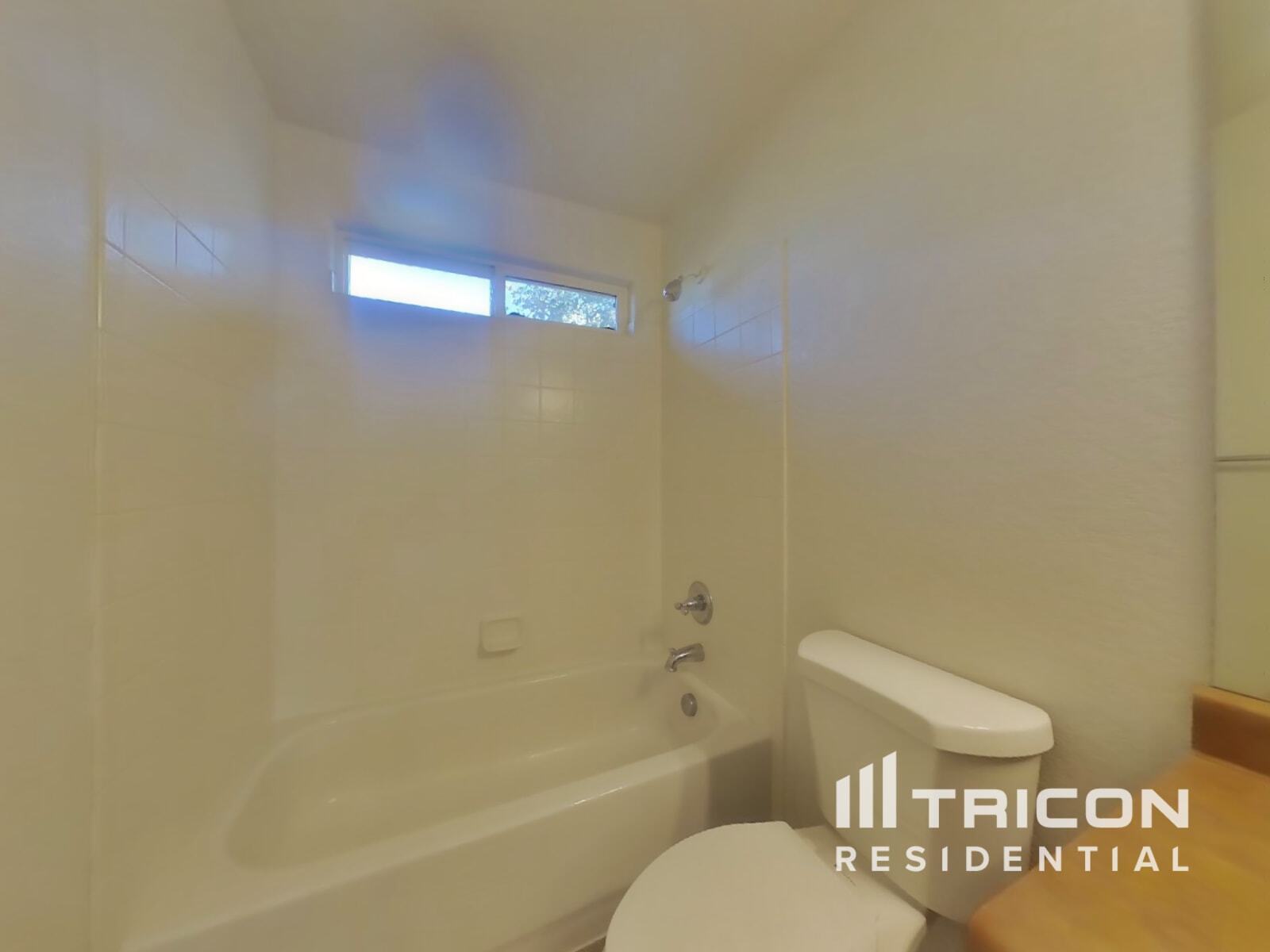 Building Photo - 6730 Silverwind Cir