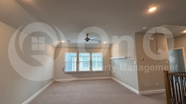 Building Photo - 3508 Covedale Blvd