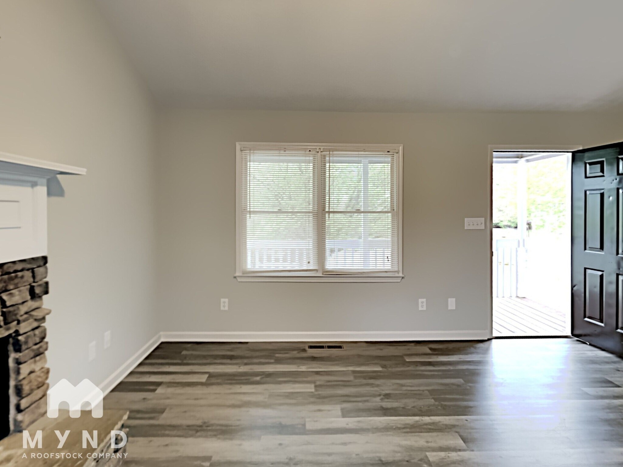 Building Photo - 230 Woodbridge Dr