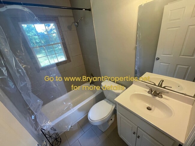 Building Photo - Madison - 2 Bedroom 1-Bath