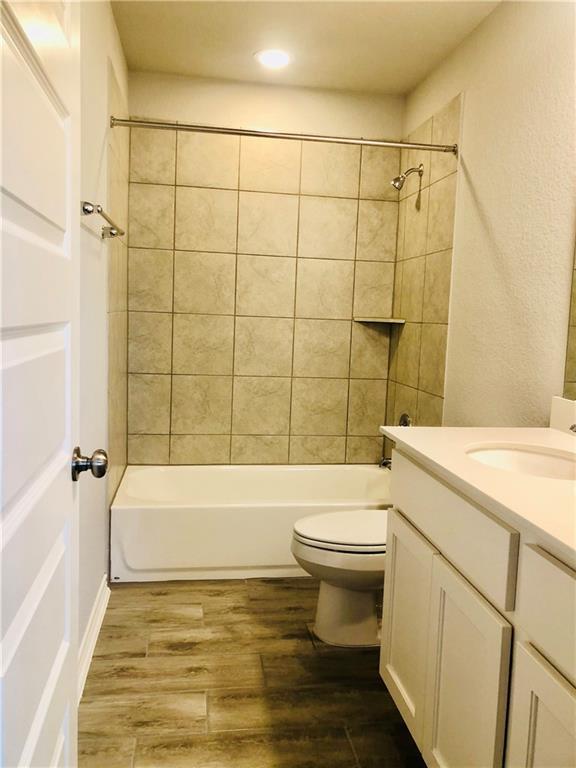 Building Photo - 1323 Ambler Dr