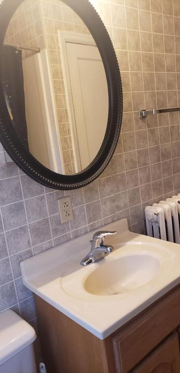 Building Photo - 1114 E 22nd St