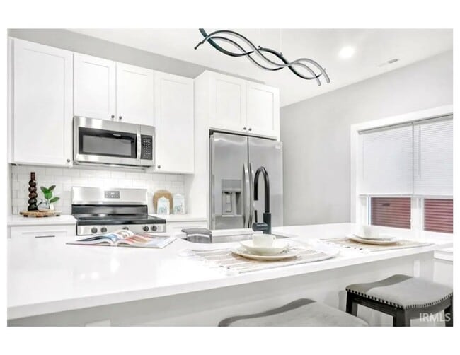 Building Photo - 111 S Jefferson St