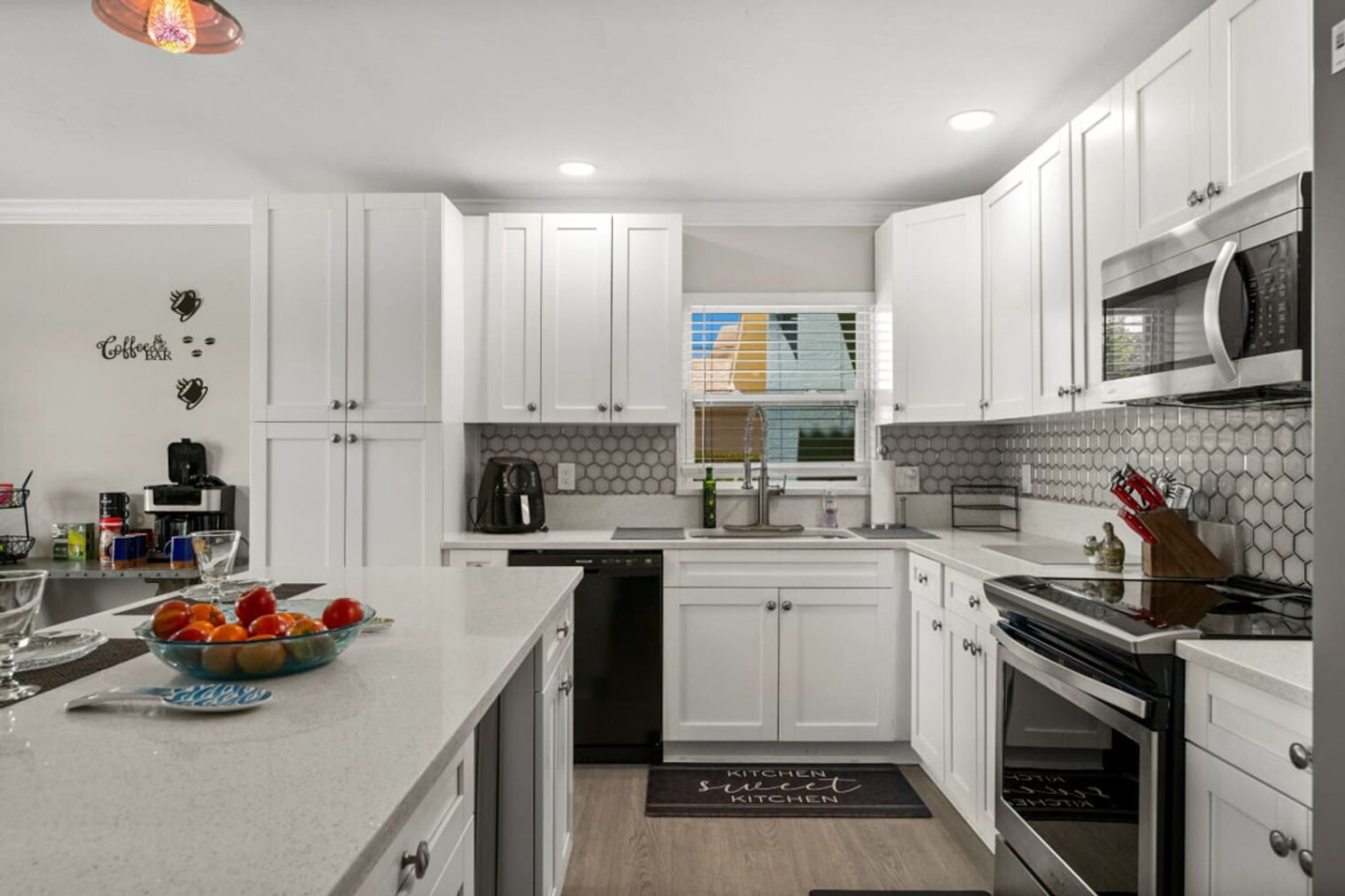 Building Photo - 1019 SE 40th St