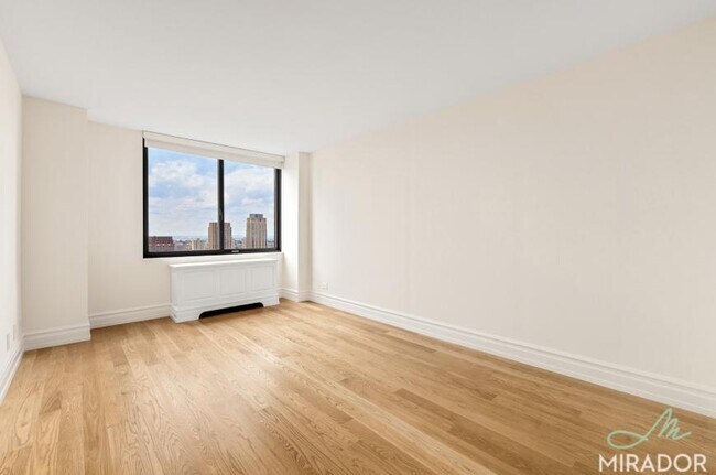 Building Photo - 2 bedroom in New York NY 10023